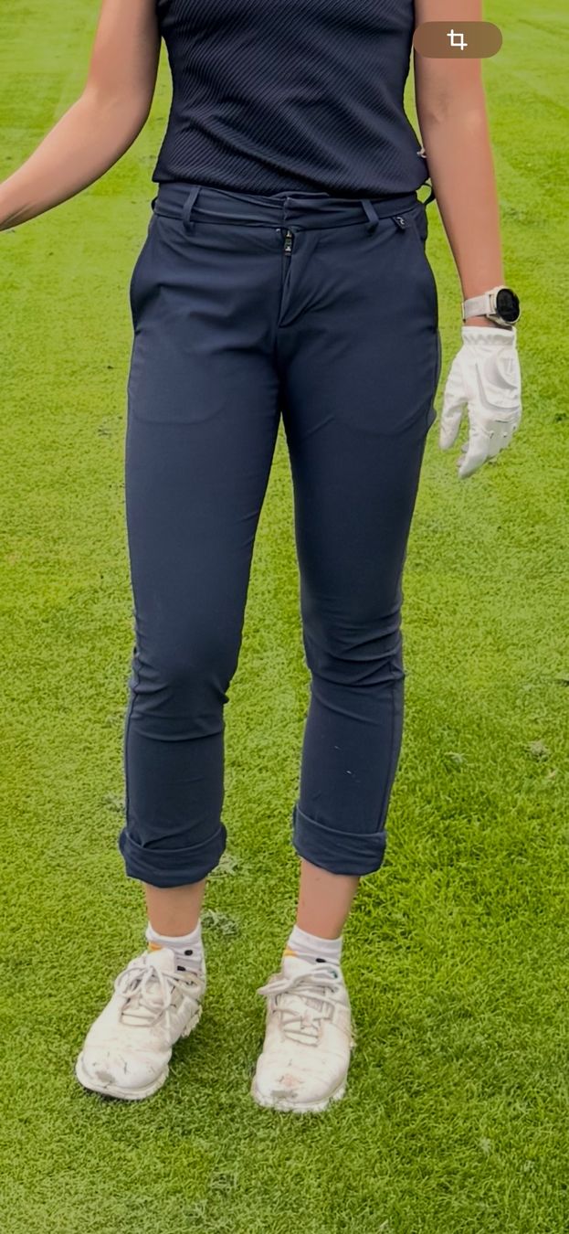 Peak Performance Pantaloni: Blaue Golfhose der Marke Peak Performance – Nuovo (secondo la descrizione) da Sursee venduto da ste_zr96