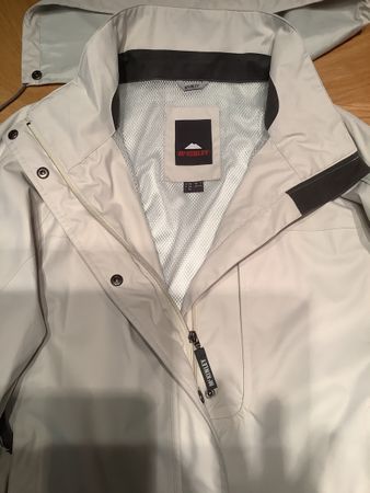 Mc Kinley Regenjacke Damen Grösse 46 Beige