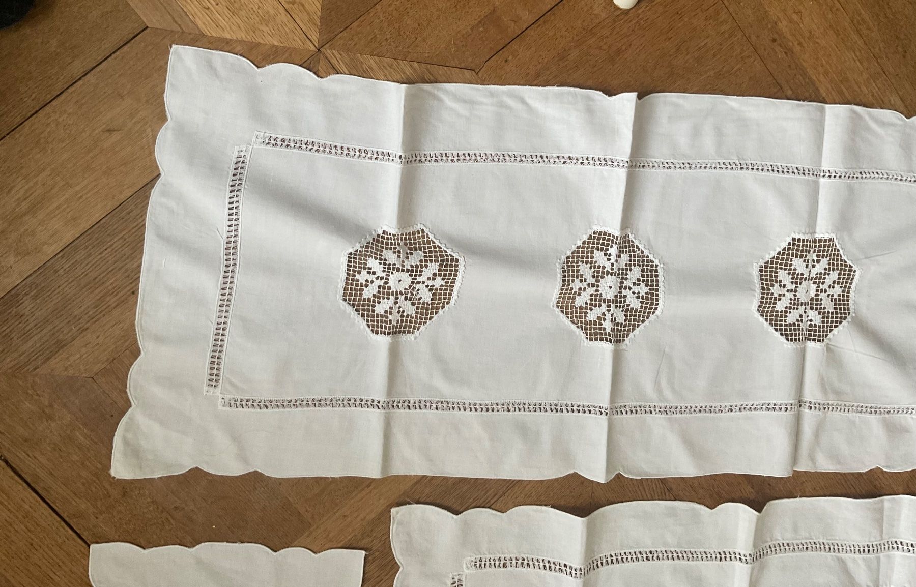 Set di tavolo e panche: Platzdeckchen Tischset Baumwolle Deckchen Deko VERSAND 4.- – Nuovo (secondo la descrizione) da Aarau venduto da Galaktos 2