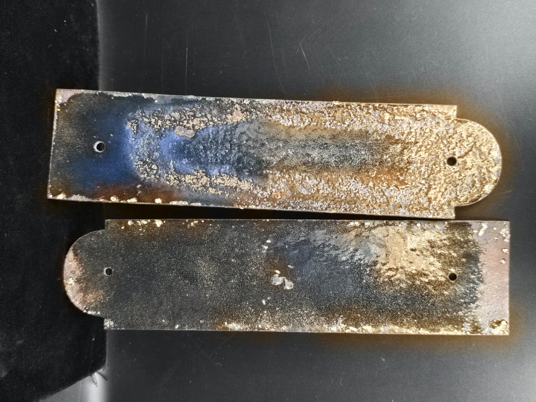 Insegne: 2 Metallschilder mit Emailbemalung – Usato da Rorschacherberg venduto da snOOpydOg11 7