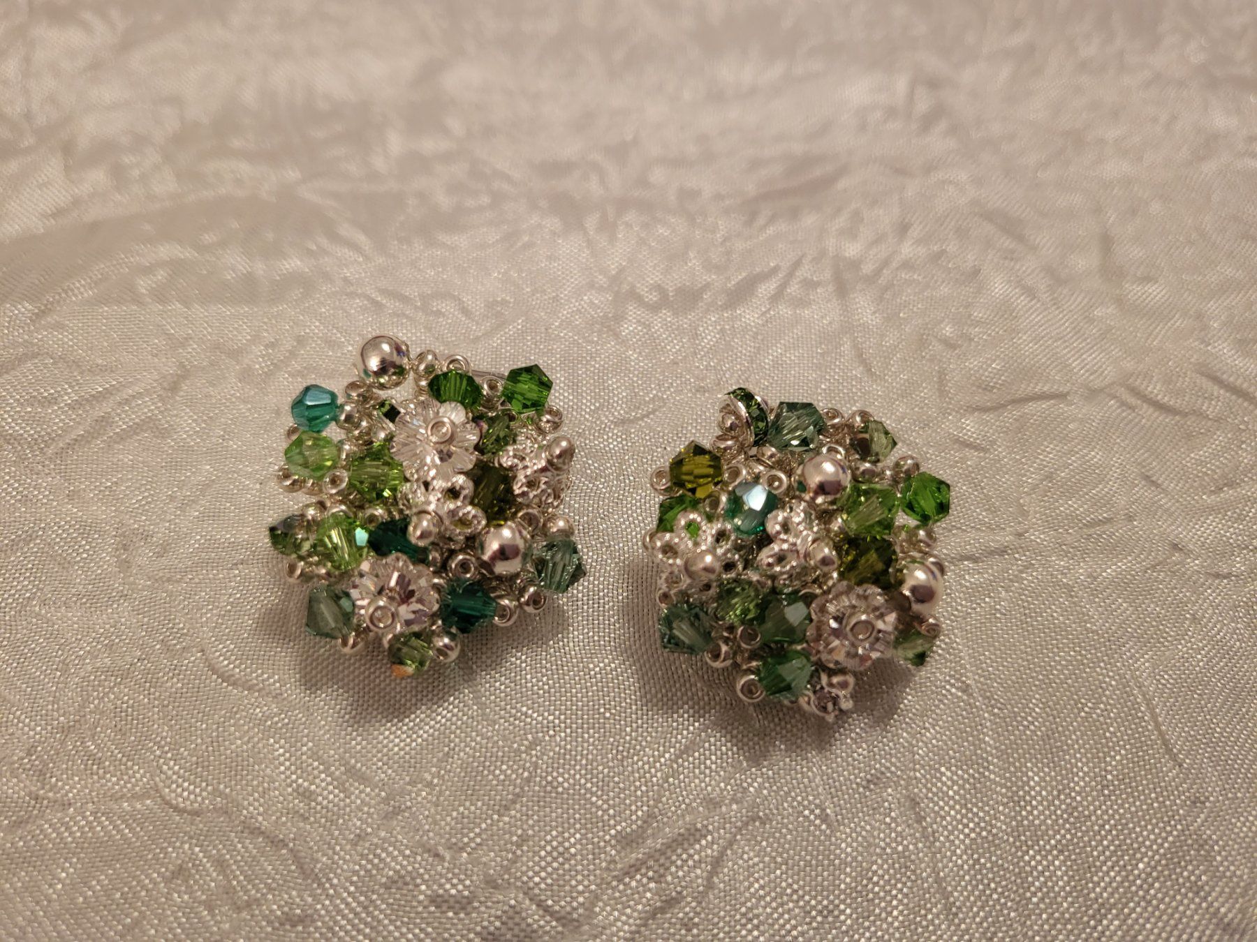 Ohrringe & -stecker: Handgemachte ohrclips aus swarovski perlen – Neu (gemäss Beschreibung) aus Dietikon von Eleda