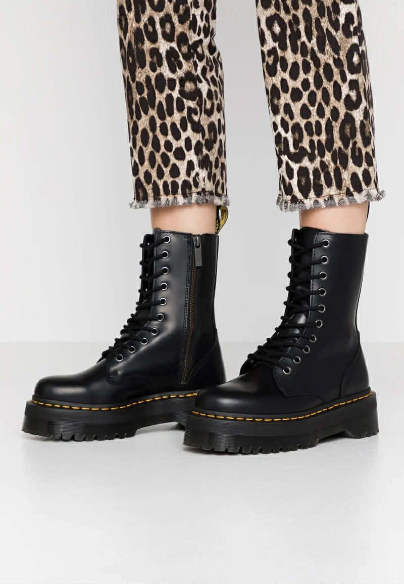 Scarpe da donna: Chaussures Dt Martens Jodon – Usato da Chêne-Bourg venduto da luy_hk5b 1