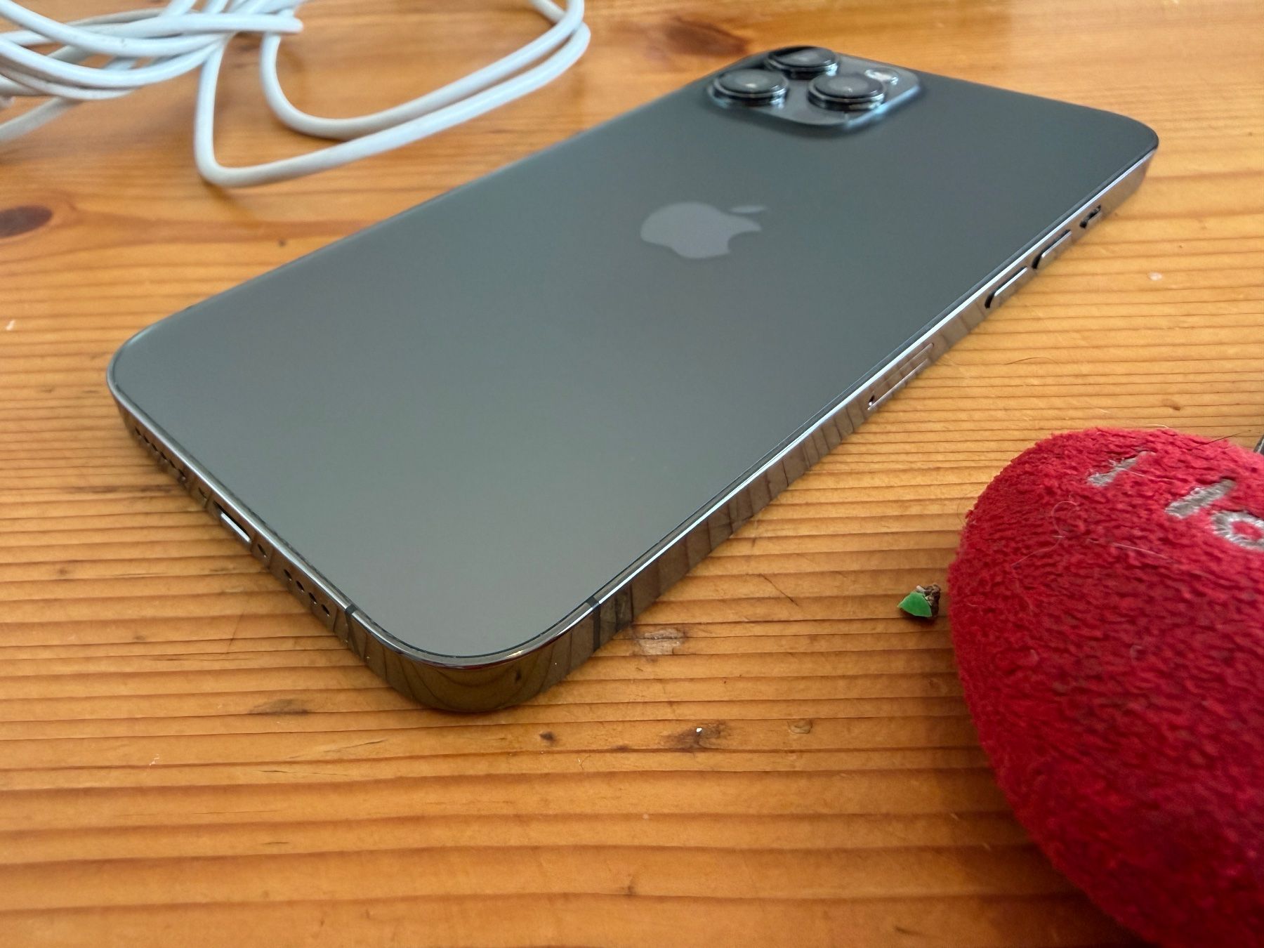 Apple Telefoni cellulari / Smartphones: Iphone 12 Pro Max, 256Gb Schwarz / Grafit – Nuovo (secondo la descrizione) da Weinfelden venduto da ice_heart_xx 4