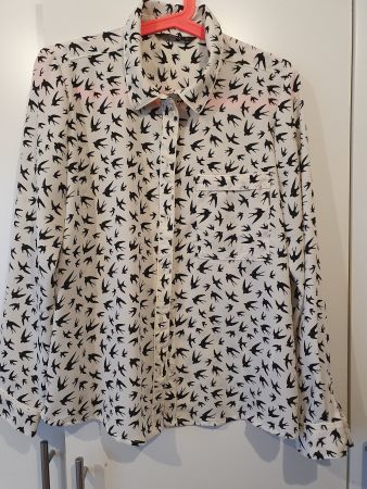 Only Bluse langarm weiss mit Schwalben Gr. 38