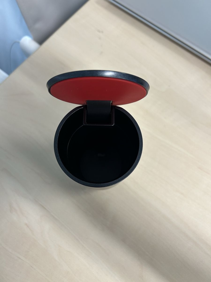Iqos Aschenbecher: Cendrier IQOS voiture – Neu und originalverpackt aus Villars-le-Terroir von pla_8d6b 3
