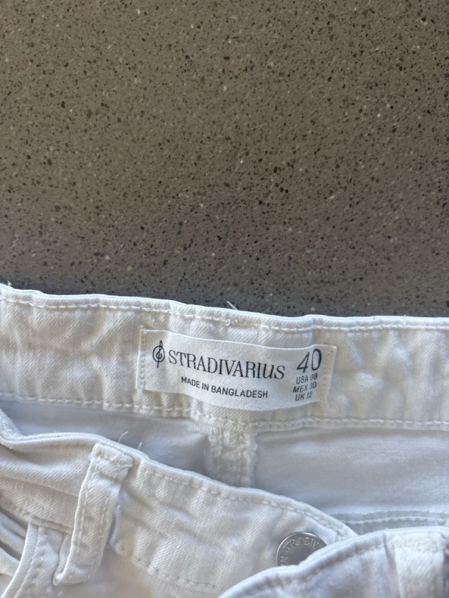 Stradivarius Jeans: Hose Stradivarus Gr.40 – Usato da Luzern venduto da sumsili 1