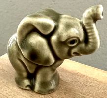 Kleiner hübscher Elefant aus Porzellan - GOEBEL
