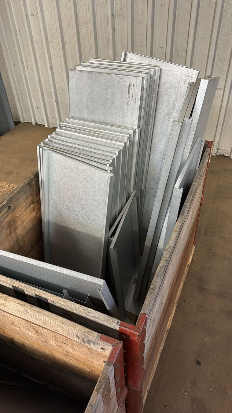 Scaffali: ERI Metallregal 97x76x60cm – Usato da Affoltern am Albis venduto da Zapro 1