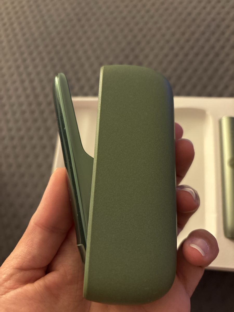 Iqos Altri Prodotti per fumatori: IQOS Iluma Moss Green gebraucht – Usato da Leibstadt venduto da man_mt5p 3