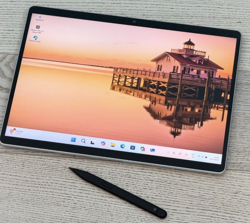 Microsoft Notebook: Microsoft Surface Pro 9 i5 / 16GB / 256GB – Nuovo (secondo la descrizione) da Frutigen venduto da Ly3500 1
