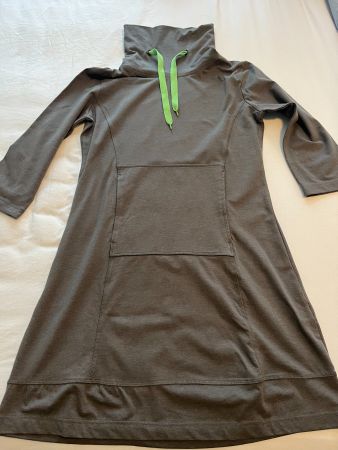 Damen Kleid mit 3/4 Ärmellänge Farbe grau Grösse 40/42