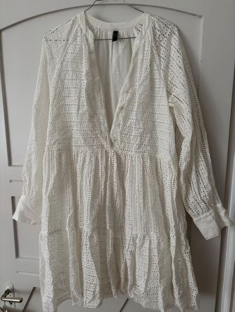 Weisses Sommerkleid YAS