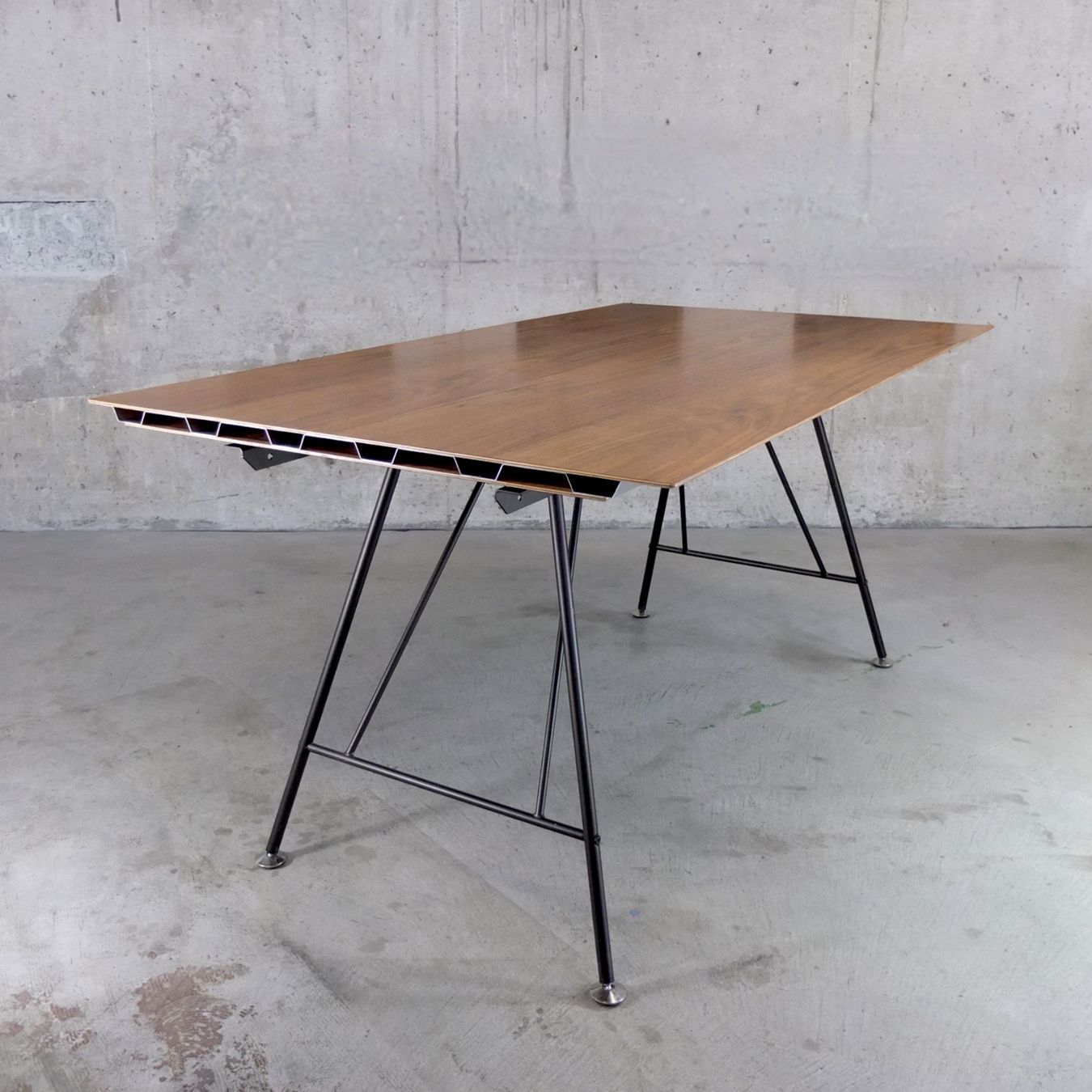 Atelier Alinea Tavoli: Atelier Alinea Uni Standard Tisch 160cm – Usato da Basel venduto da Brocki-auf-dem-Wolf 2
