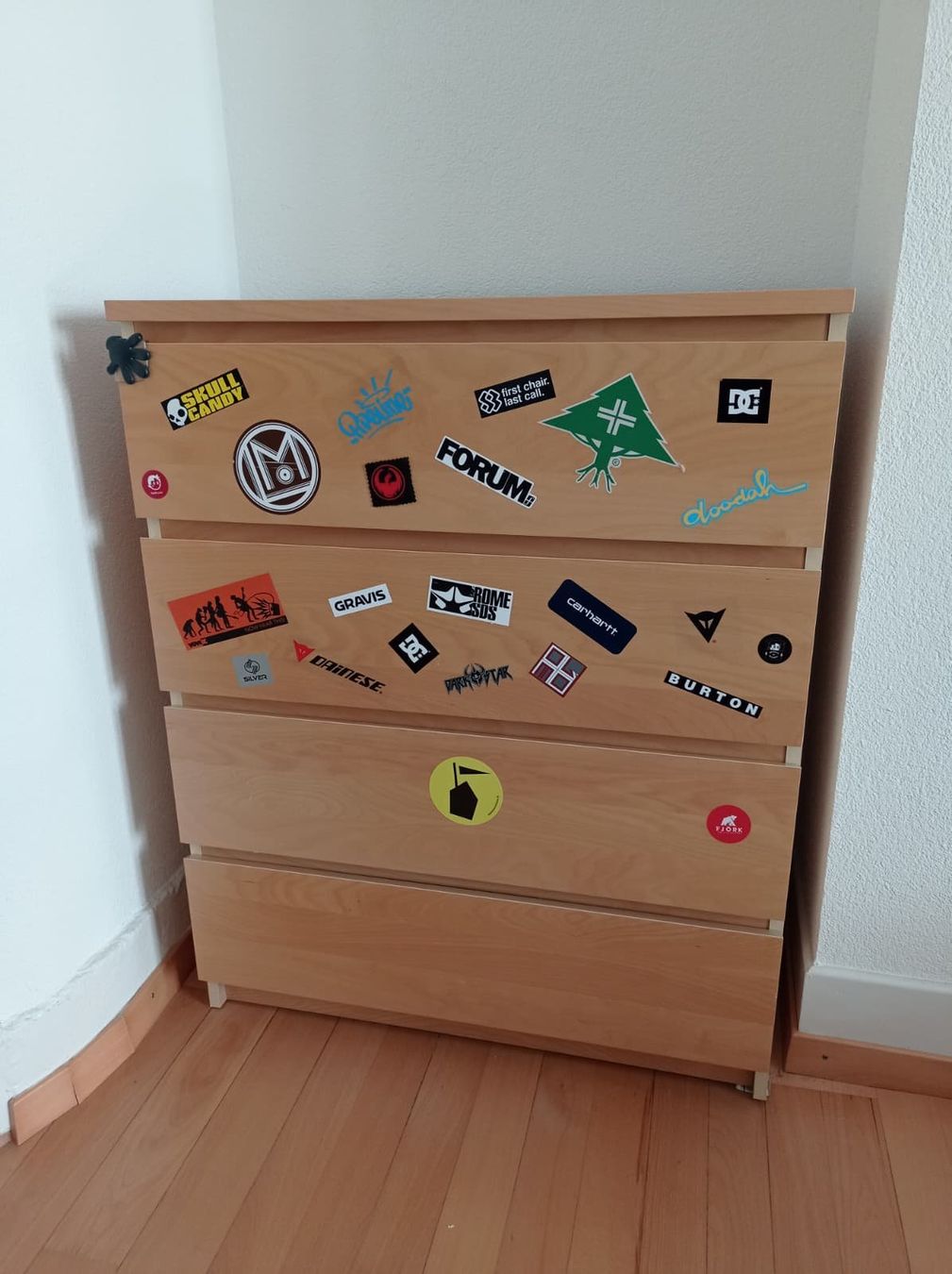 Ikea Cassettiere: Kommode mit 4 Schubladen MALM – Usato da Bern venduto da spa_ybz5