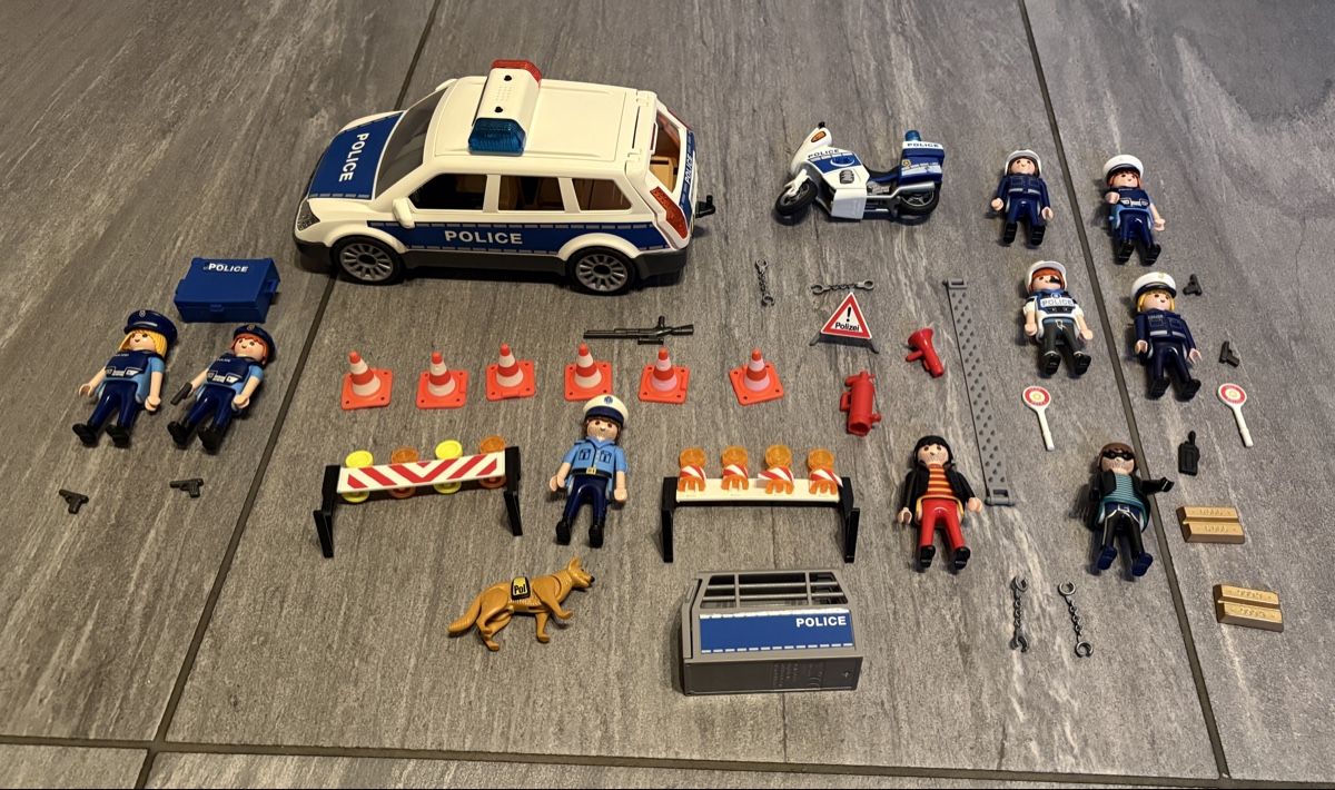 Playmobil Giocattoli: Playmobil Polizei Set – Usato da Villmergen venduto da Mercedes405