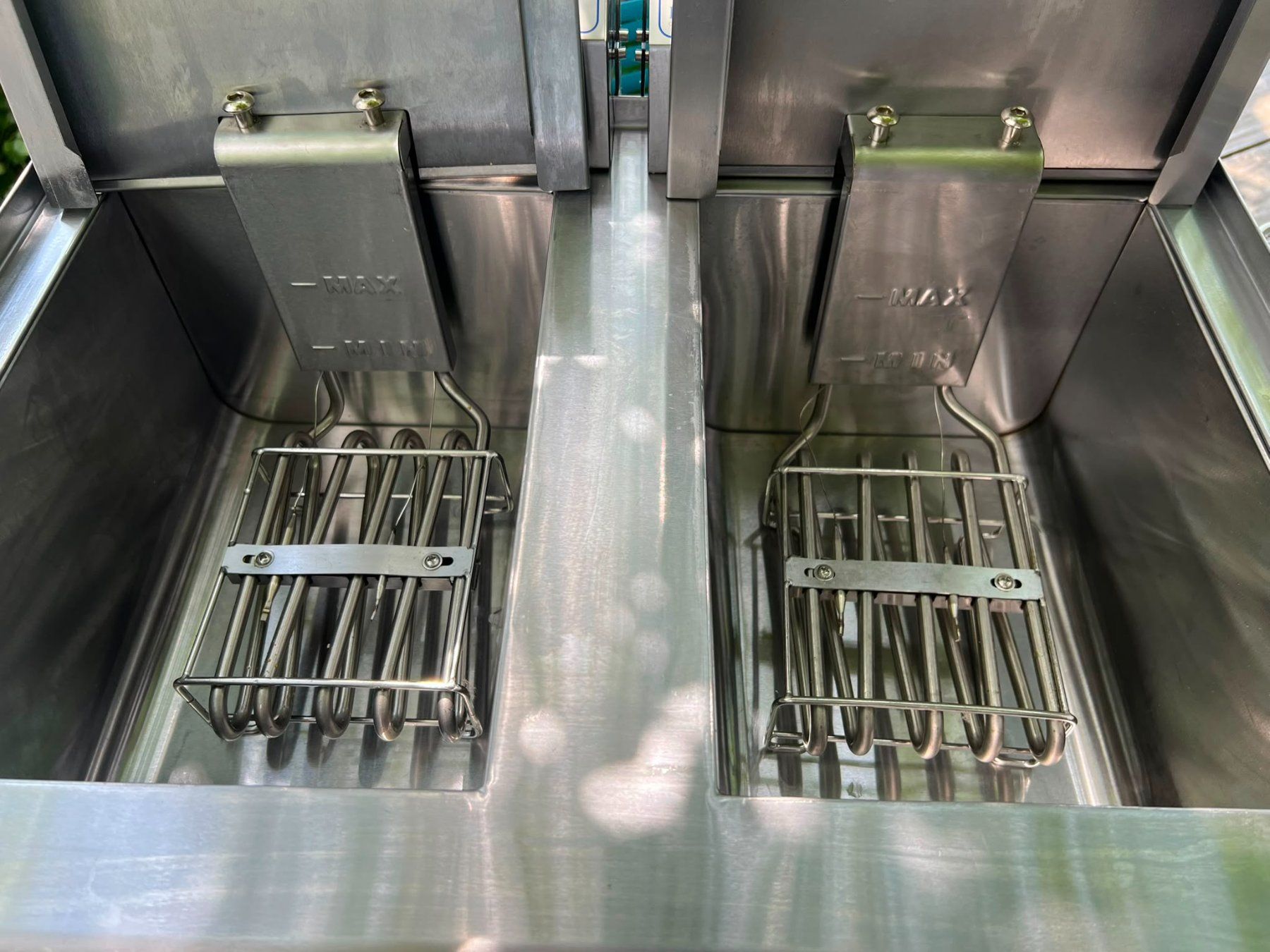 Cucine complete: Friggitrice professionale doppia Royal Catering RCEF 10DB – Usato da Comano venduto da jan_97xv 2