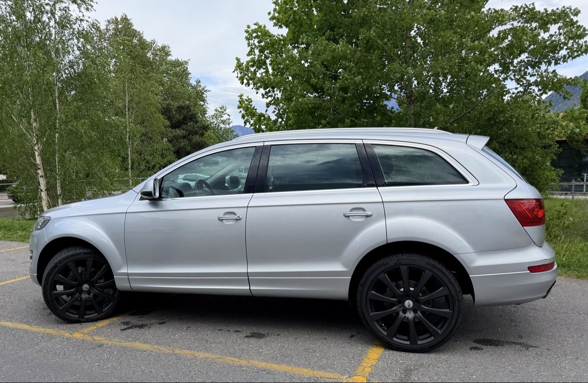 Audi Automobili: Audi Q7 3.0 TDI quattro / AdBlue – Usato da Domat/Ems venduto da pek_bwf2 5