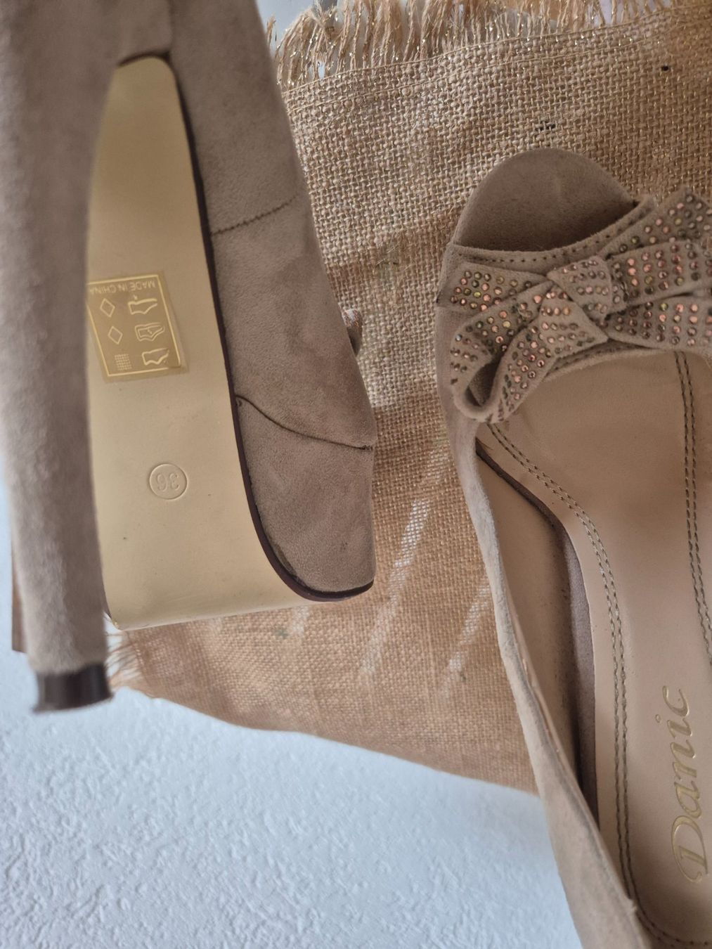 Scarpe da donna: Escarpins beiges à plateforme, taille 36 - 37 peut utilisé – Usato da Alle venduto da Fanny8952 4