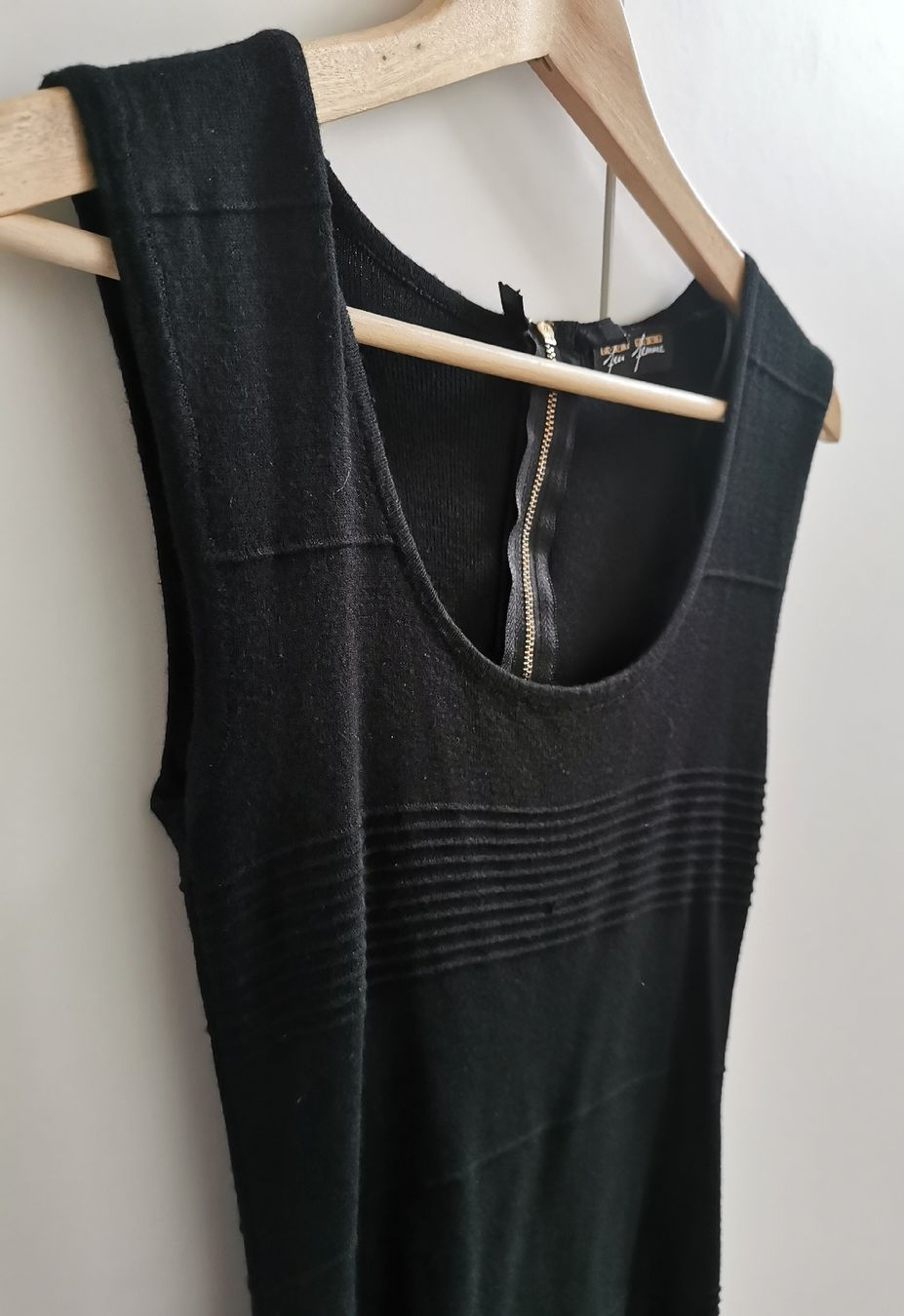 Vestiti: Schwarzes Strickkleid Gr. 34 – Usato da Obergerlafingen venduto da Sigus 2