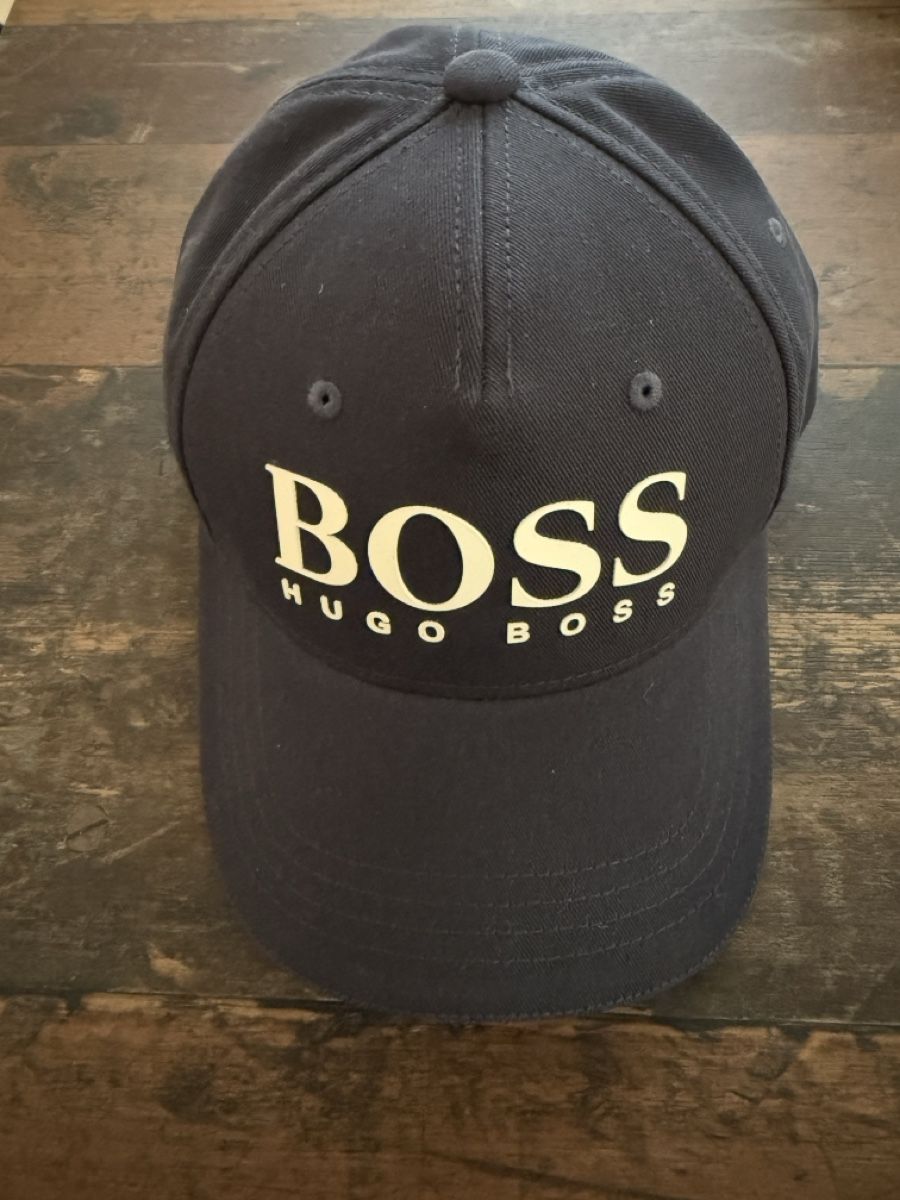 Hugo Boss Sonstige Kleidung & Accessoires: Hugo Boss Cap – Neu (gemäss Beschreibung) aus Tamins von Silvio_Grischa71