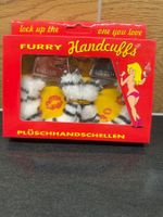 Plüsch Handschellen, neu, ungeöffnet, für besondere Anlässe