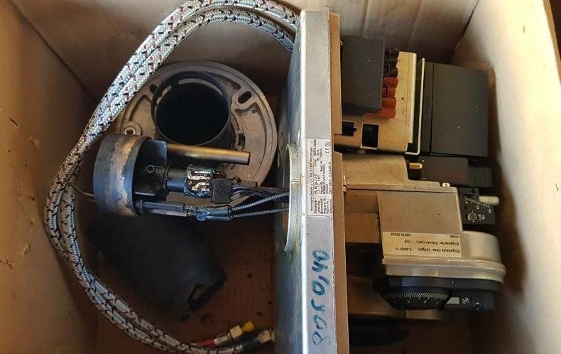 Radiatori: À vendre 2 brûleurs pour chaudière à Mazout – Usato da St-Imier venduto da Dylanchanel 4