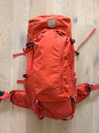 Fjällräven Abisko Friluft 45W Trekkingrucksack & Regenplane