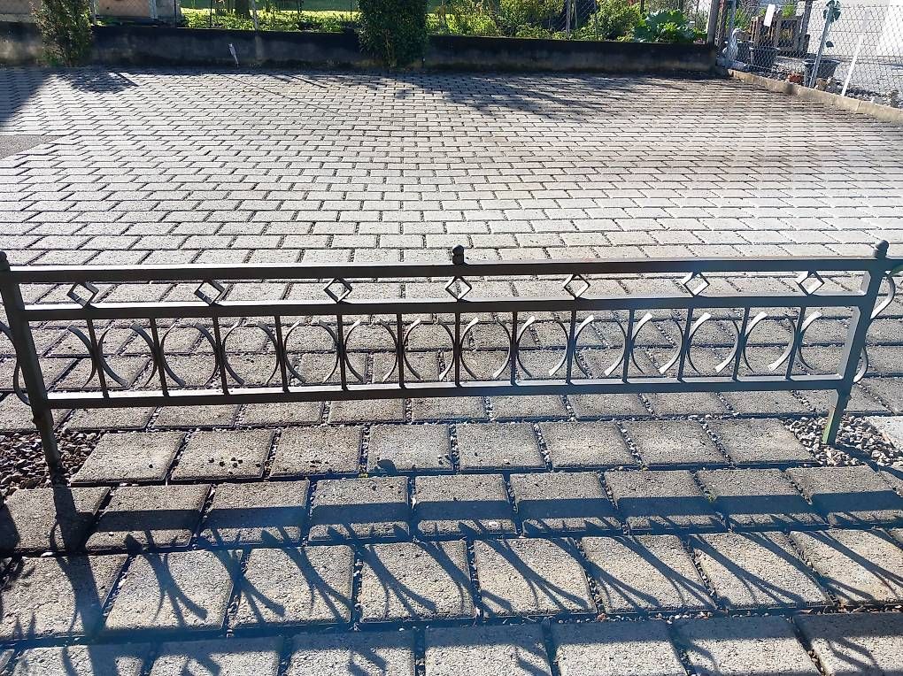 Altre Decorazioni per giardino: Gatenhägli – Usato da Sachseln venduto da kur_mgr9