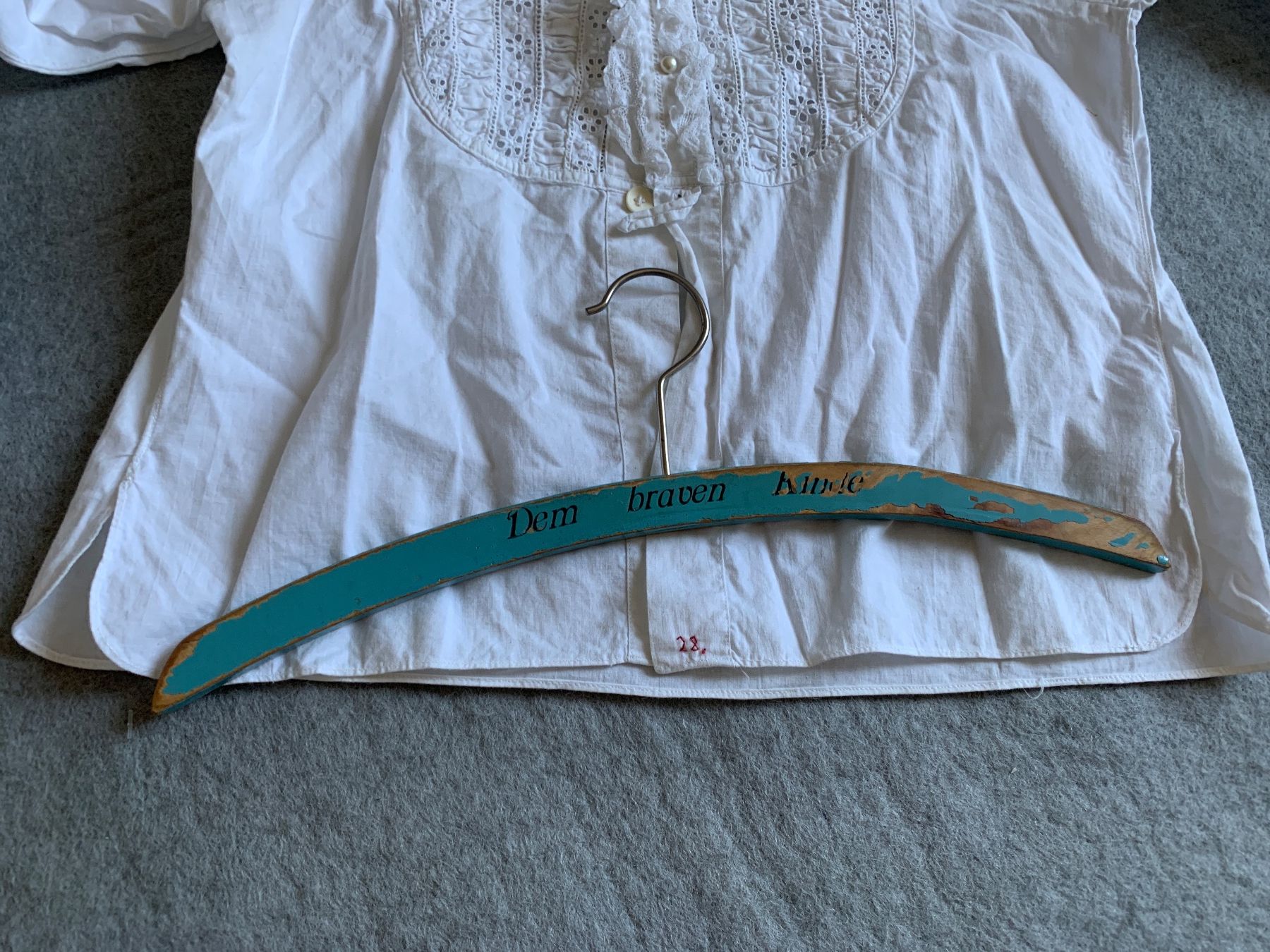 Camicette, T-shirt & Top: Antike Kinderbluse weiss mit Spitzen Mädchen – Usato da Richterswil venduto da Moii89 2