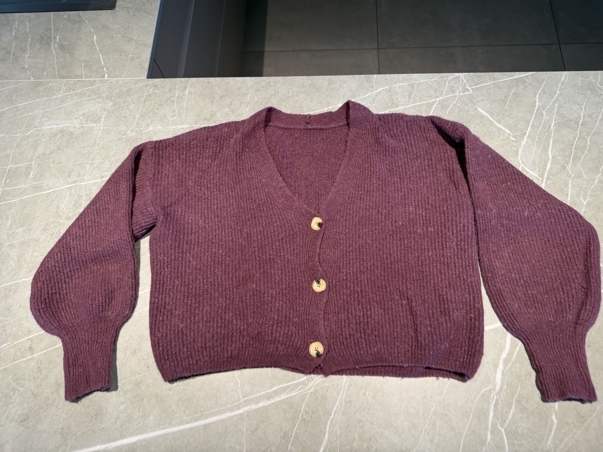 Lots de vêtements: Strickjacken Damen Grösse M/L – D'occasion à Kappel SO par Janni07 2