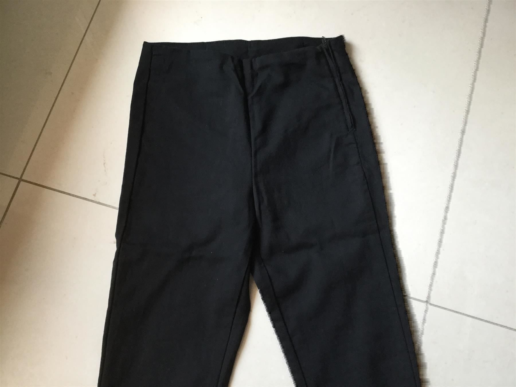 Pantaloni: Pantalon élégant / Klassisch Hose gr. 34 – Usato da Giubiasco venduto da baamboo 2