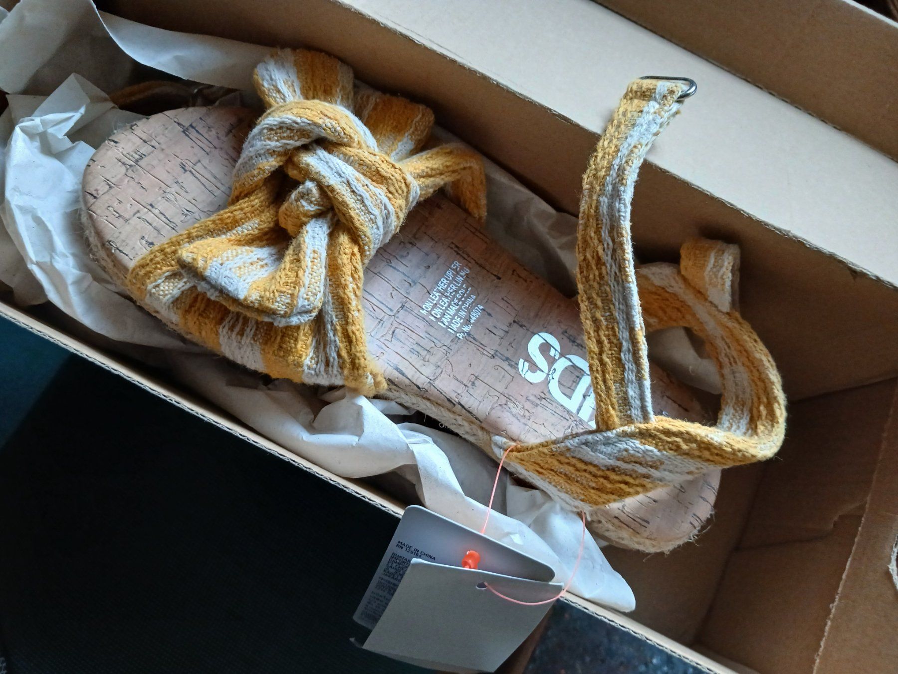 Scarpe per ragazze: Mädchen Sandalen 34-35 – Nuovo e nell'imballaggio originale da Zürich venduto da moniigaga