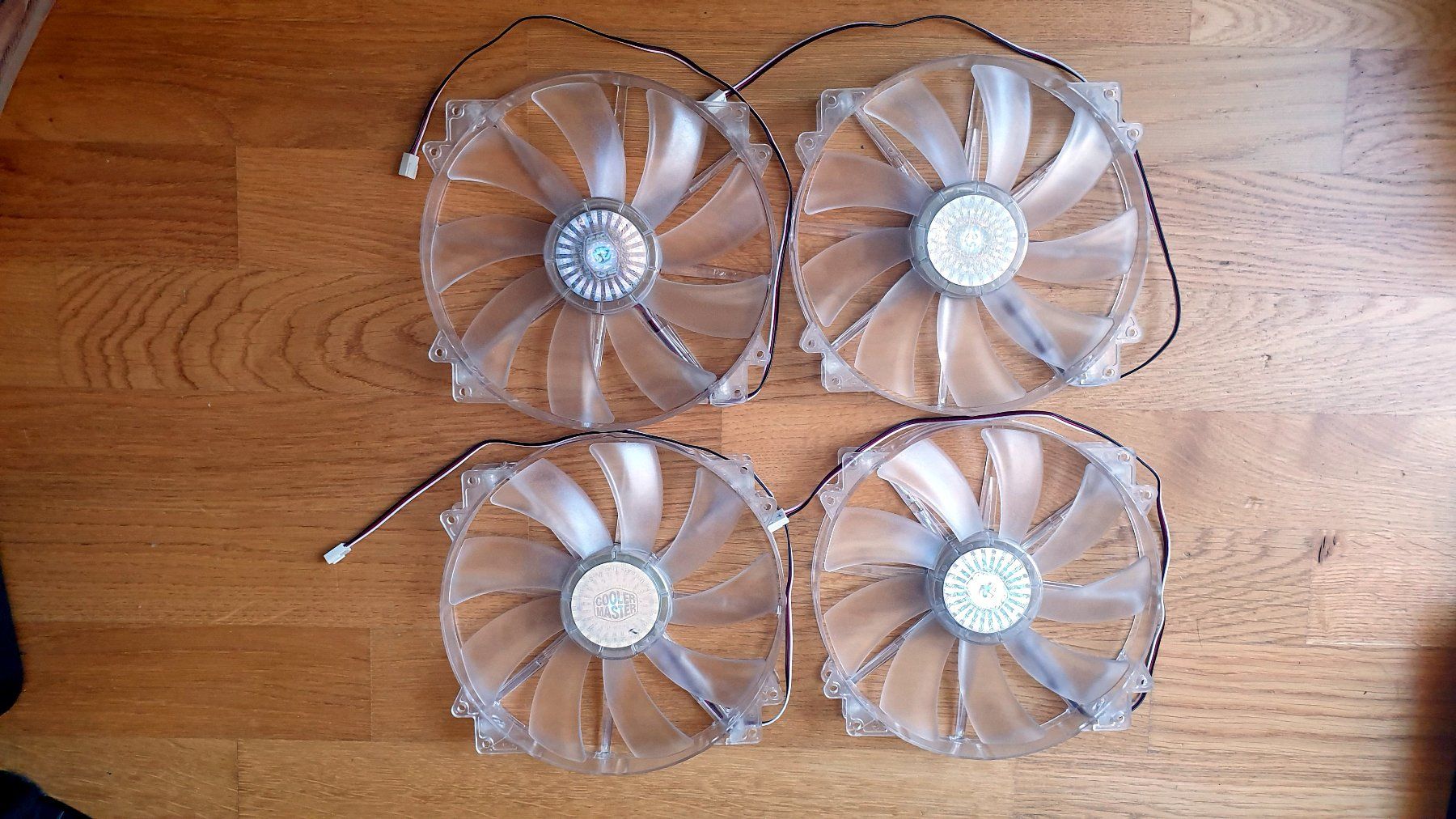 Ventilatori: Cooler Master 200mm PC-Lüfter mit blauer LED-Beleuchtung – Usato da Morges venduto da tba_bvy6