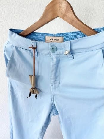 Mos mosh Pantaloni: Mos Mosh Hose Chino Celeste Hellblau Groesse 24 Neu – Nuovo e nell'imballaggio originale da Meggen venduto da AuDa17 4