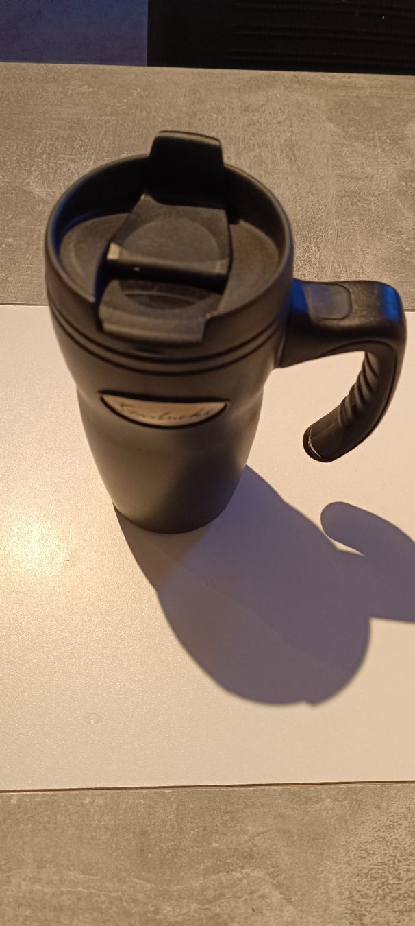 Starbucks Tassen: Starbucks Thermobecher, Schwarz, Jahr 2002 – Gebraucht aus Arbon von Gatto81 1