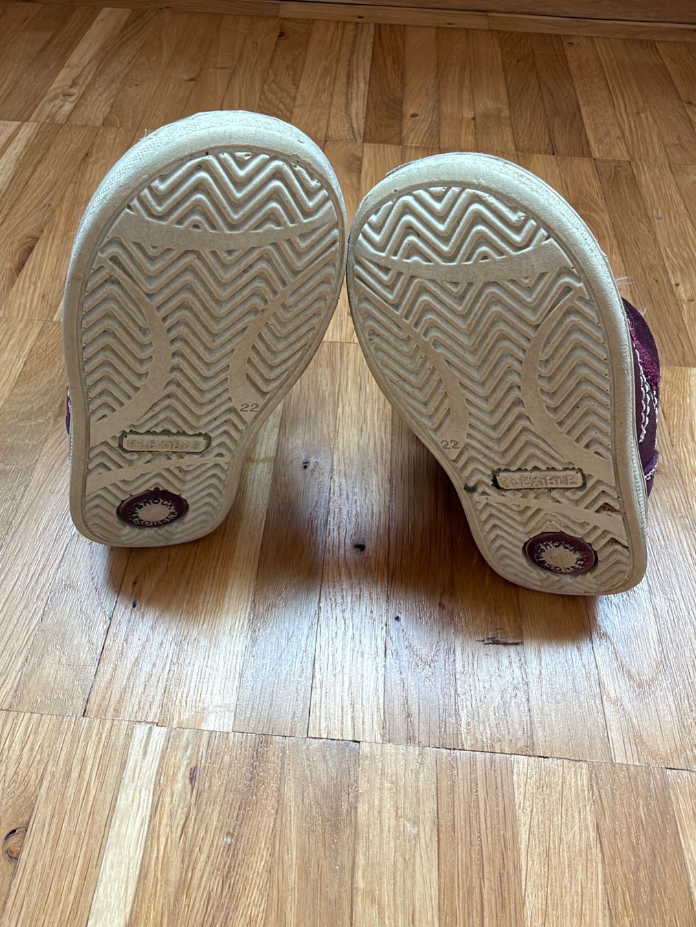 Scarpe per ragazze: Mädchen Winterschuh Grösse 22 – Usato da Kloten venduto da phug 1