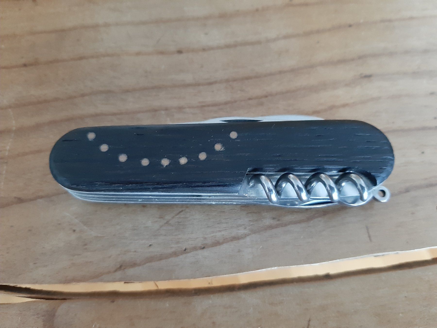 Victorinox Couteaux de poche: Taschenmesser - Victorinox – D'occasion à Laupen BE par R11rs 2