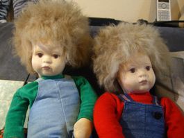 2 handgeabeitete Puppen Schönheiten, vor 50 Jahren gefertigt