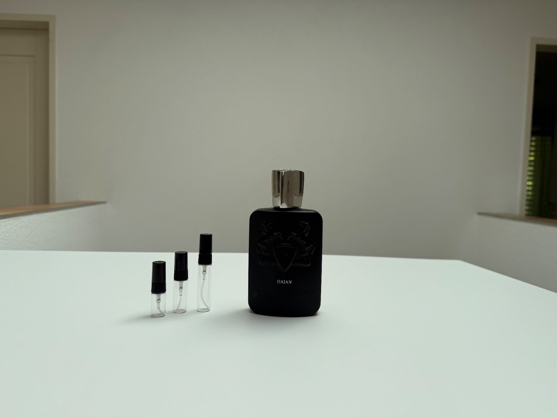 Parfum & Eau de Toilette: Parfums de Marly Oajan Abfüllung 2ML – Gebraucht aus Laufen von pocketscents_ch