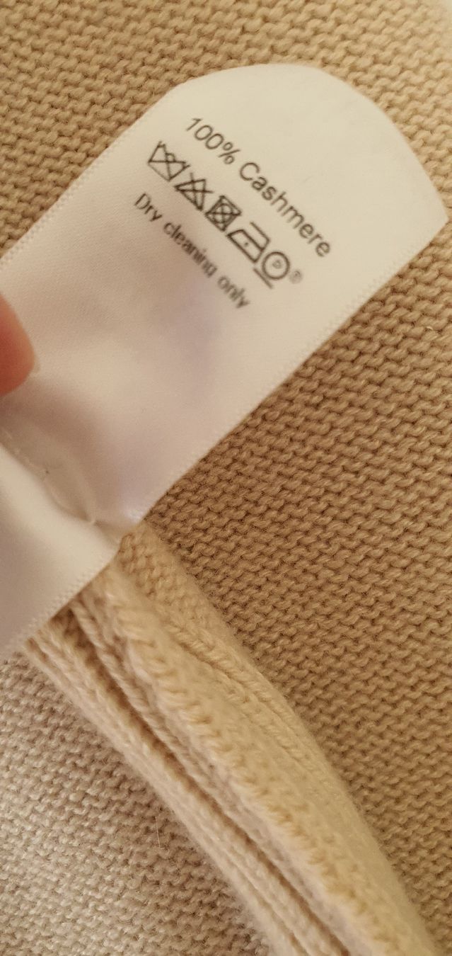 Celine Pulls & Sweat-shirts: Celine Cashmere Pullover – Neuf (Voir description) à Basel par Kristal4 7