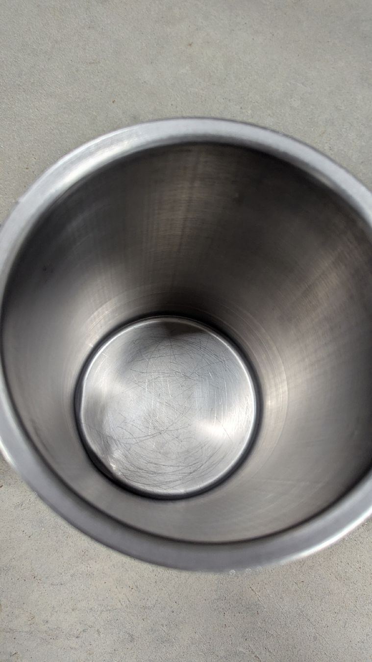 Contenitori & Simili: Saucenspender mit Behälter, 5 Liter – Usato da Lyss venduto da 3250er 5
