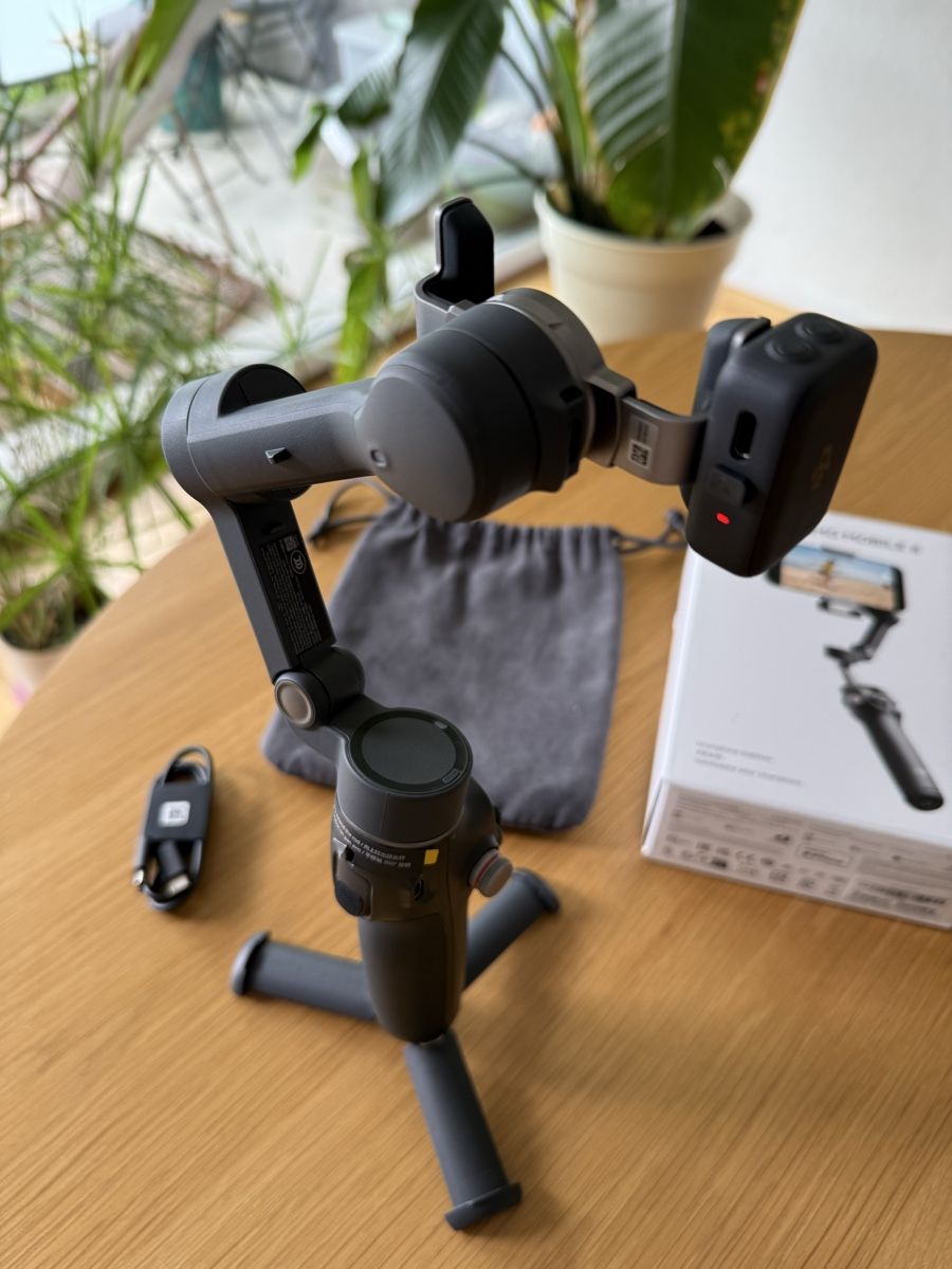 DJI Sonstige Dekorationen & Accessoires: DJI Osmo Mobile 8 Advanced Tracking – Neu und originalverpackt aus Biel/Bienne von Seelandais_ 4