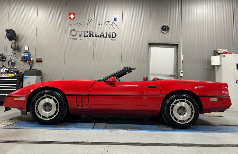 Chevrolet Automobili: CHEVROLET Corvette C4 – Usato da Flühli LU venduto da Overland_Motors 2