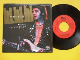 Wings – Hi, Hi, Hi