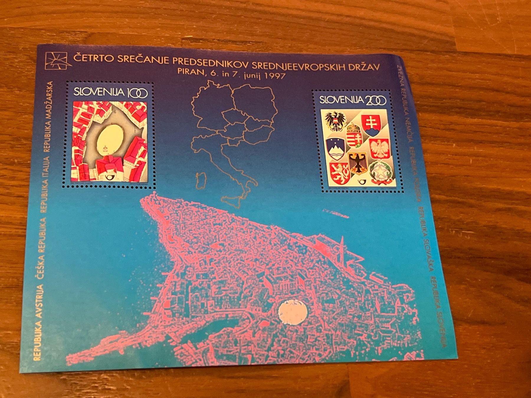 Tutti i francobolli: Briefmarken Bogen Slowenien 1997 – Nuovo e nell'imballaggio originale da Zürich venduto da engebrunau