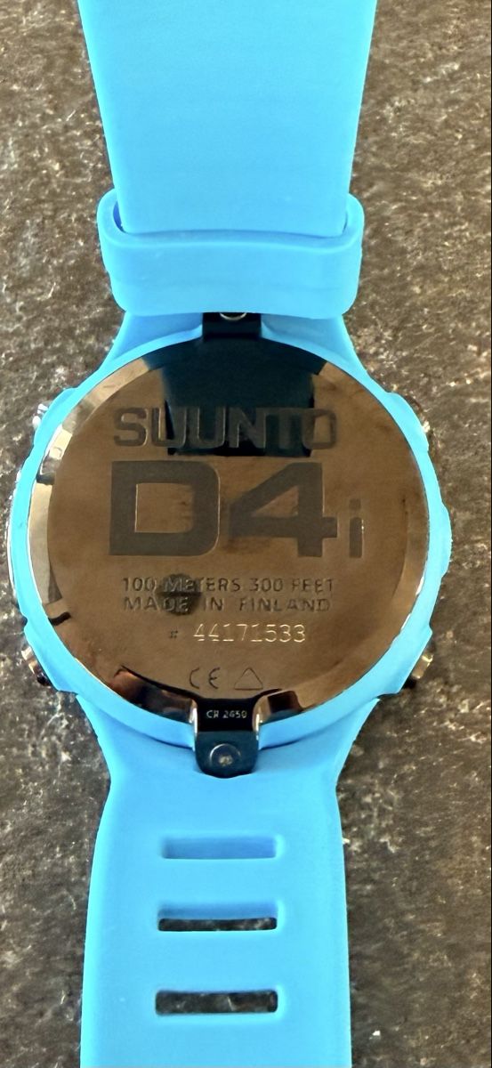 Suunto Smartwatch: Suunto D4i dive computer watch blue with manual – Gebraucht aus Walchwil von icebreaker31 1