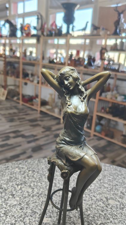 Bronze Skulptur Akt Lady Grazie Auf Einen Barhocker Sitzend Kaufen