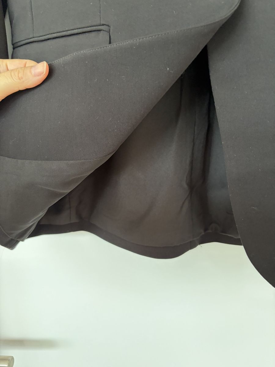 H&M Giacche: Blazer schwarz Damen Grösse 38 – Usato da Zürich venduto da Ambrette9 4