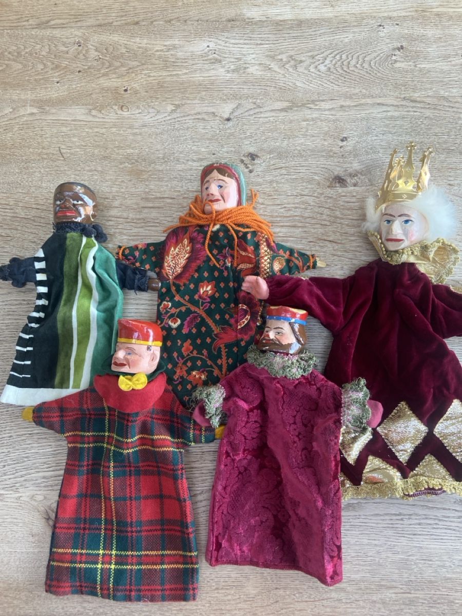 Jouets: Kasperlifiguren – D'occasion à Rodersdorf par trueegg