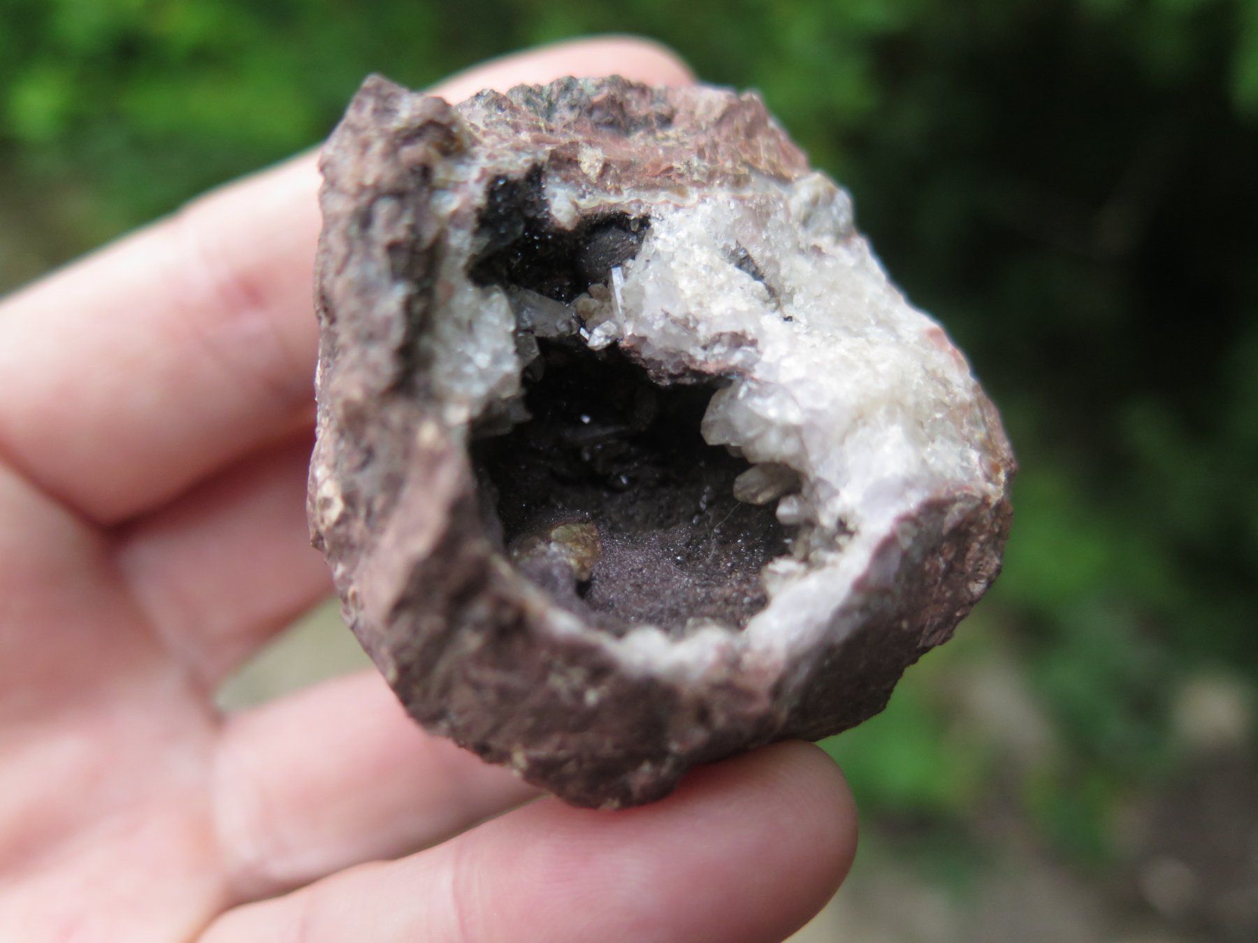 Mineralien & Heilsteine: Schneekopfkugel – Gebraucht aus Schaffhausen von Yamakana51L8736OQ8 2